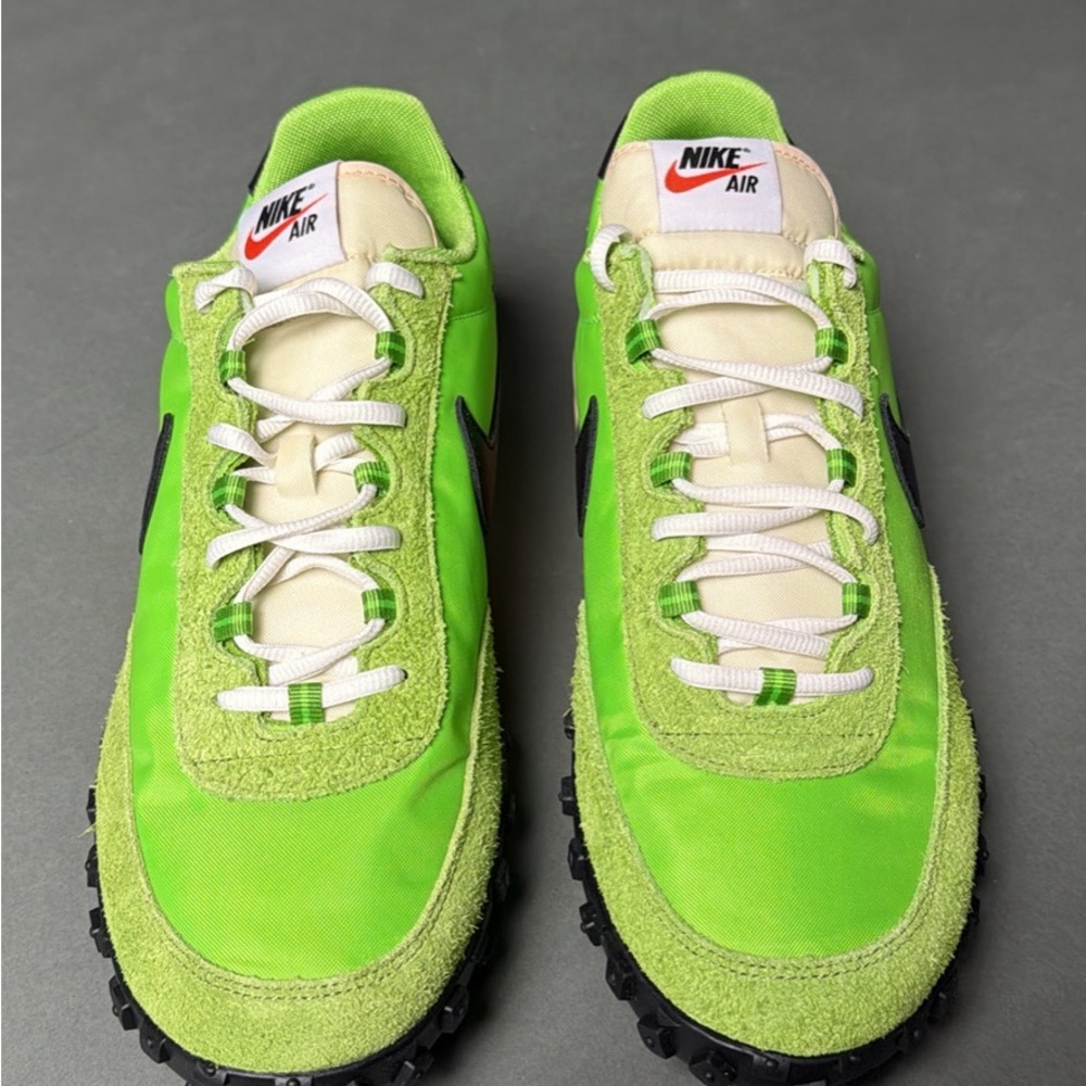 Nike AirMax Waffle Racer SP in “Action Green”